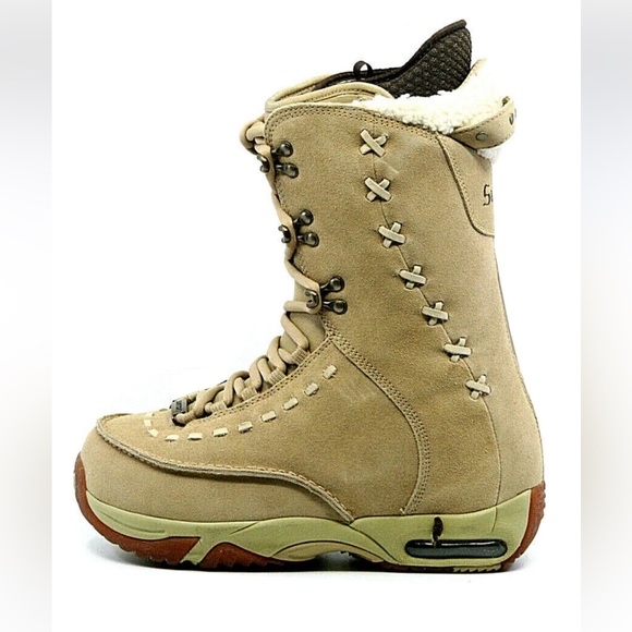 NWT Burton Sabbath Snowboard Boots - Picture 1 of 8
